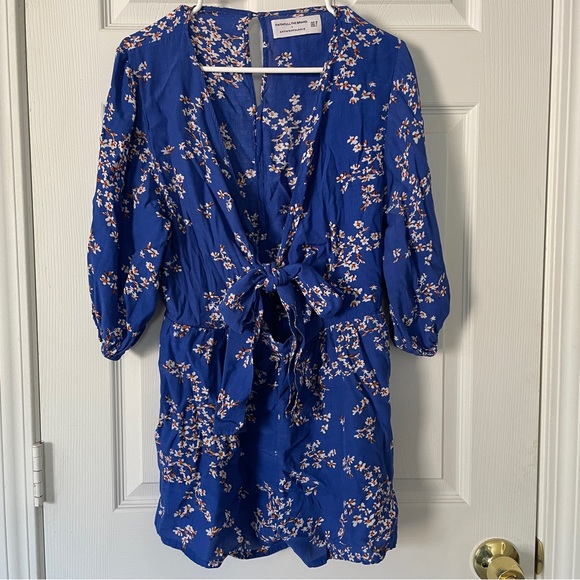 Anthropologie - Blue Floral Sleeved Romper - Size 8 - Picture 1 of 6